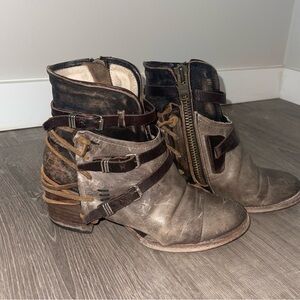 Size 8 Free Bird bootie